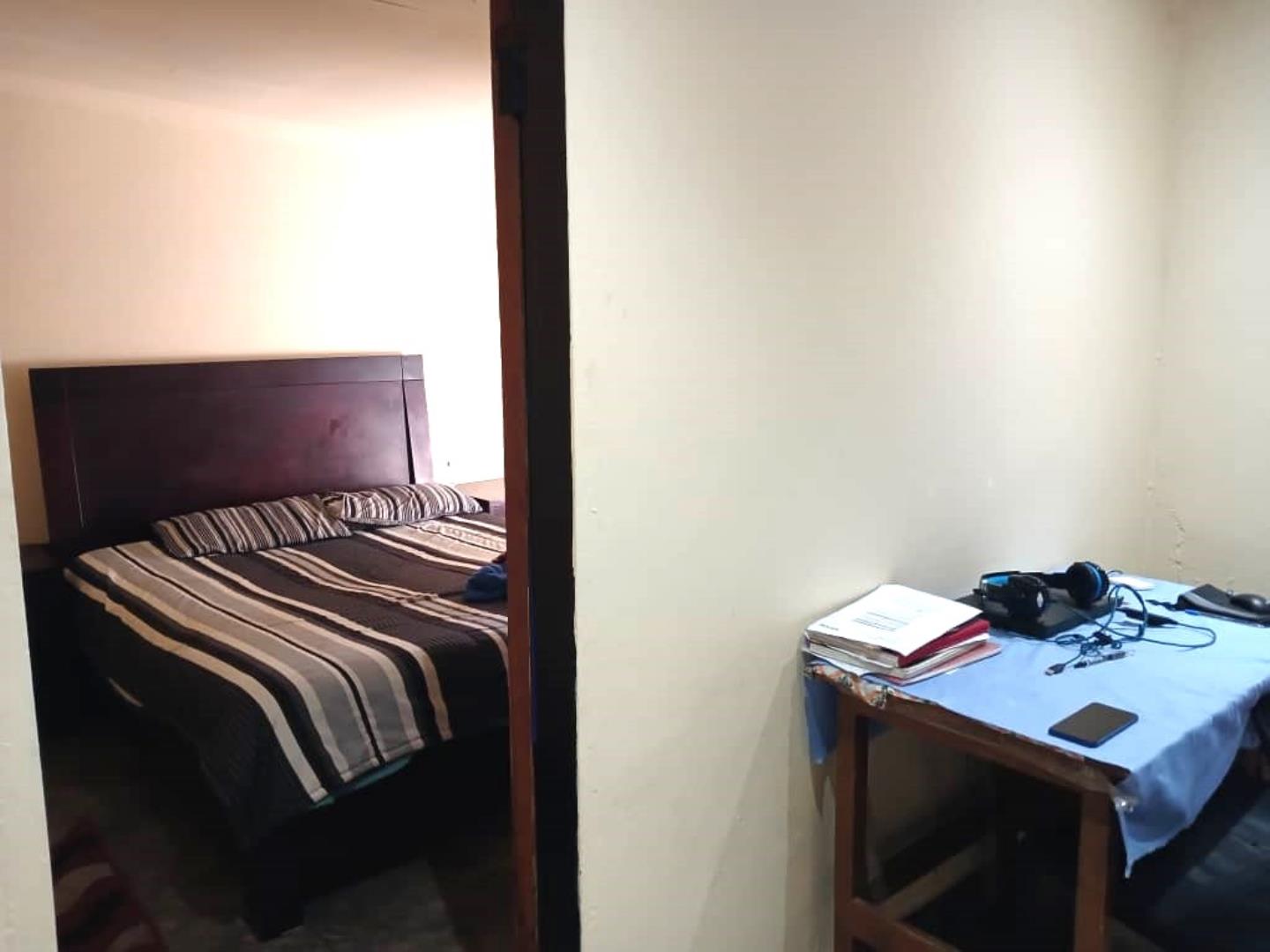 712221_bed_2c.jpg